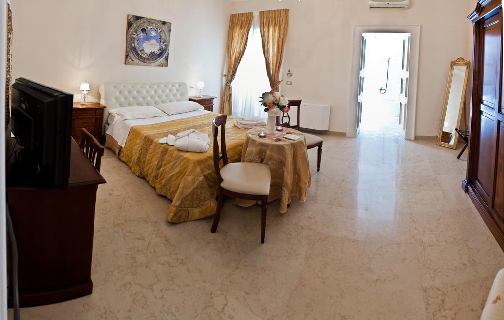 Palazzo Volta Boutique Luxury B&B Nardò Chambre photo