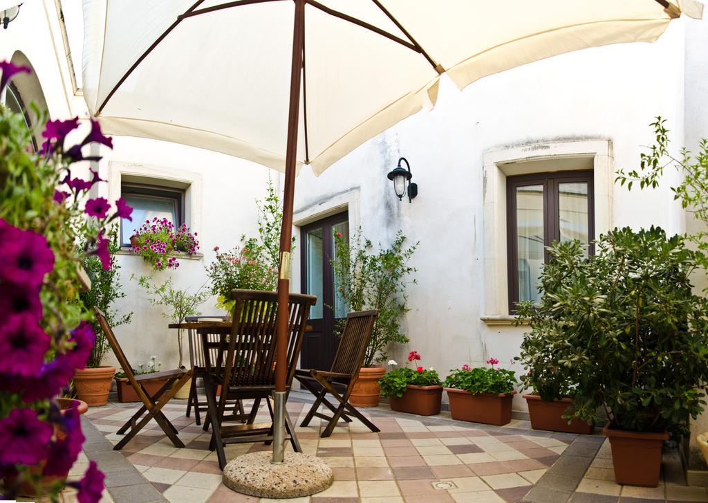 Palazzo Volta Boutique Luxury B&B Nardò Chambre photo